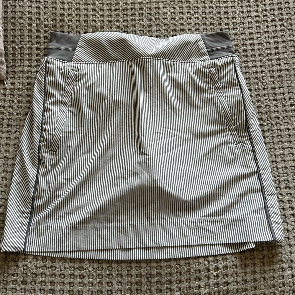 Athleta skirt size 4